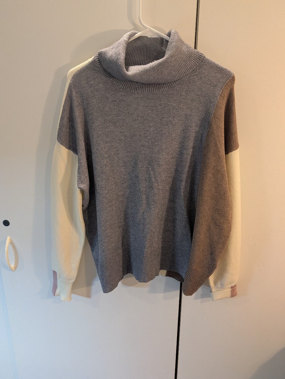 Charlie B Woman's L Colorblock Turtleneck Sweater - Gray, Cream, Taupe